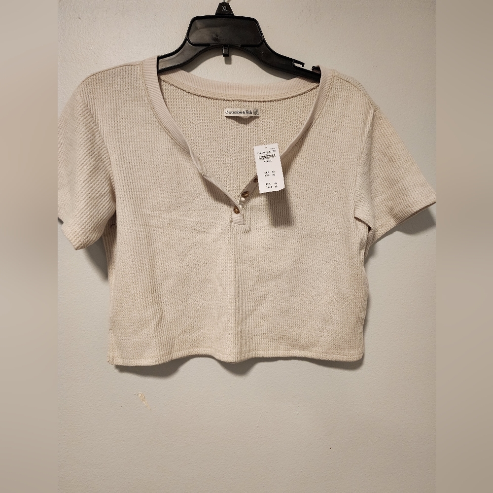Abercrombie Fitch crop top.